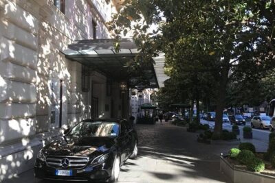 Transfer from Rome to the Rome Airports - Pickup Process at Your Address: How the Meeting Really Feels