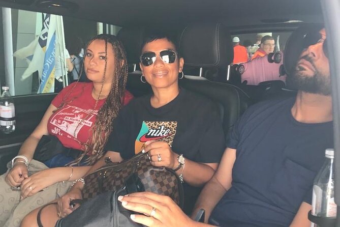 Transfer Rome city To Rome Airport - The Driver Experience: English, Courtesy, and Luggage Help