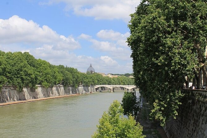 Trastevere and Jewish Ghetto Private Walking Tour - Tiber Island, Trastevere streets, and the Pope Julius II plan