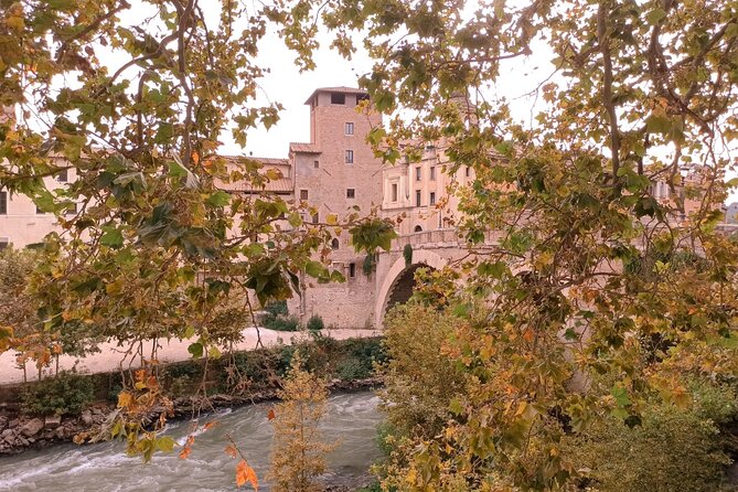 Trastevere Private Food & Wine Tour with Expert Guide - Daylight Trastevere: Why 11am Changes Everything