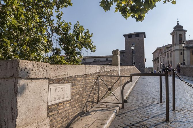 Treasure hunt in Rome, Ghetto and Trastevere - Start at Fontana della Terrina: Get Your Bearings Fast