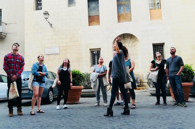 Twilight Local Food, History and Hidden Places - Campo de’ Fiori: traditional grocery access, pizza al taglio, and carbonara by a Michelin-star chef