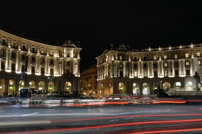 Twilight Treasures: An Evening Tour Through Rome's Rich History - Piazza San Bernardo and the Moses Fountain stop