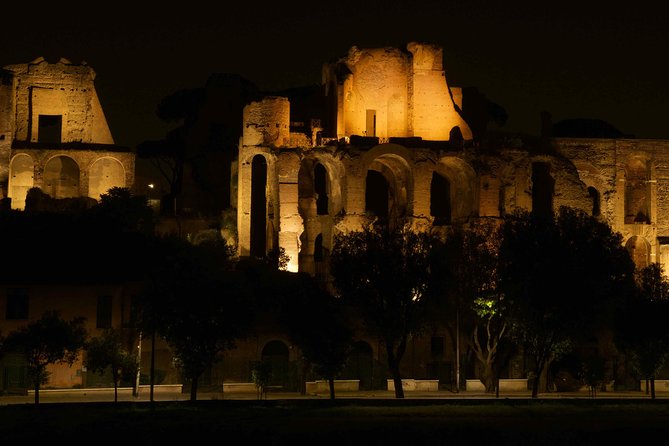 Unique Photo Tour and Workshop in Rome Dusk to Dawn - Gear, rentals, and what you need to bring
