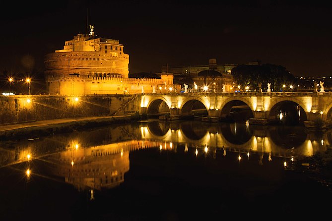 Unique Rome by Night, Photo Tour and Workshop Under the Stars - St. Peter’s Square: framing Bernini’s lines without the headache