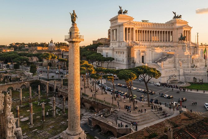 Unveil Rome : Crypts, Underground Aqueducts and Iconic Monuments - A 4:30 pm route that mixes underground Rome with the classics
