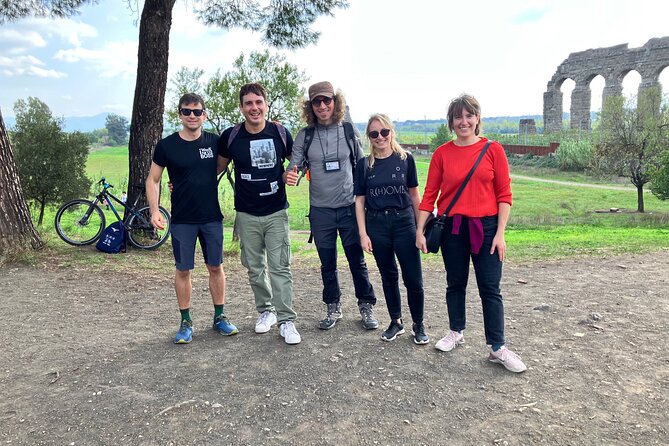 Urban Hike to the Aqueduct Park in Rome - Pace, group size, and what moderate fitness means in practice
