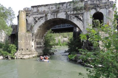 Urban Rafting on Rome's Tiber River - The Rafting Routine: How Your Trip Actually Flows