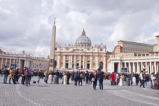 Vatican and Sistine Chapel Afternoon tour - St. Peter’s Basilica stop and the Michelangelo Pietà