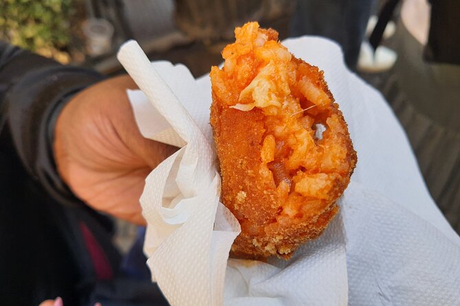 Vatican and Trionfale Market Tour with Wine and Food Tasting - Mercato Trionfale: Rome’s oldest market where lunch starts