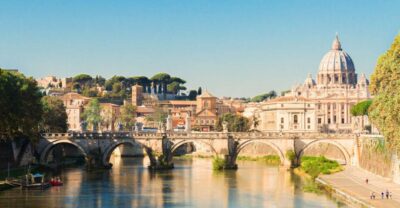 Vatican City: Early Morning Vatican Tour with Sistine Chapel - Meeting point to Vatican Museums: finding your guide fast