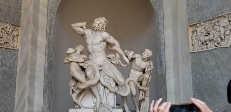 Vatican City: Museum & Sistine Chapel Early Access Tickets - Arriving and Getting In: Timed Entry With a Phone Ticket