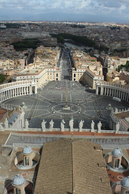 Vatican City: St Peters Basilica and Papal Tombs Guided Tour - Quick take