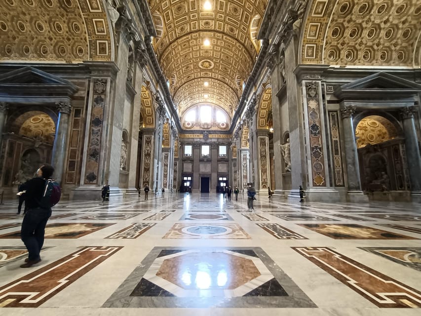 Vatican City: St. Peter's Basilica Audio Tour - What you’ll catch inside: Pietà, Baldachin, and the dome story behind the scenes
