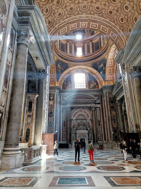Vatican City: St. Peter's Basilica Audio Tour - Meeting at Italy Pass and getting through Vatican security without losing the day
