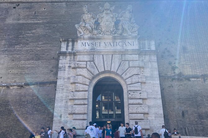Vatican Early Tour: Museums & Sistine Chapel Guided Tour - Why the 8:30 am start is the whole game