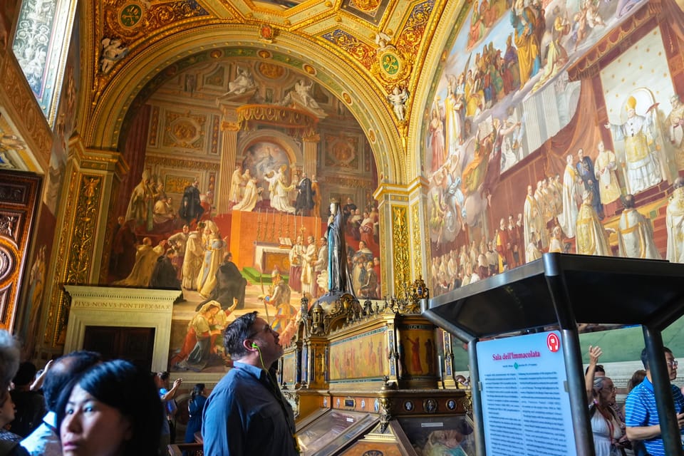 Vatican Museums and Sistine Chapel Entry Ticket - Raphael Rooms, Borgia Apartments, and the art of switching gears