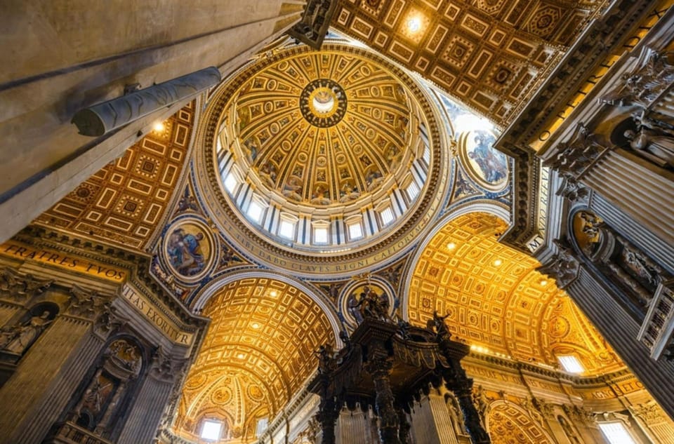 Vatican Museums and Sistine Chapel Guided Tour - Group size, radios, and how not to get frustrated