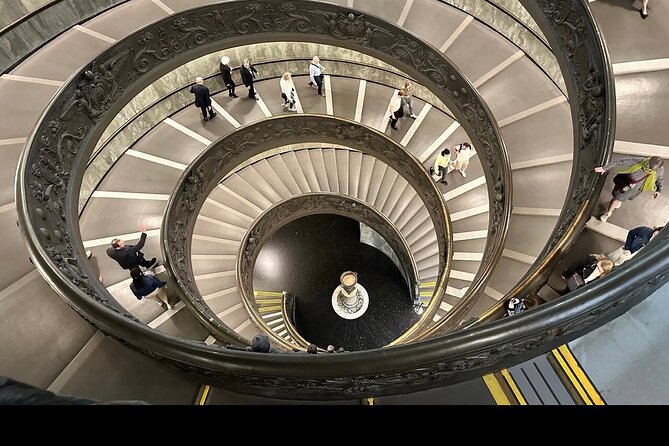 Vatican Museums and Sistine Chapel Tour with official Local Guide - Vatican Museums highlights: tapestries, maps, and courtyards on a guided route