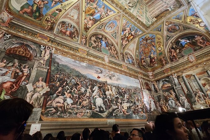 Vatican Museums and Sistine Chapel Tour with official Local Guide - Sistine Chapel Room: seeing Michelangelo’s ceiling without the scramble