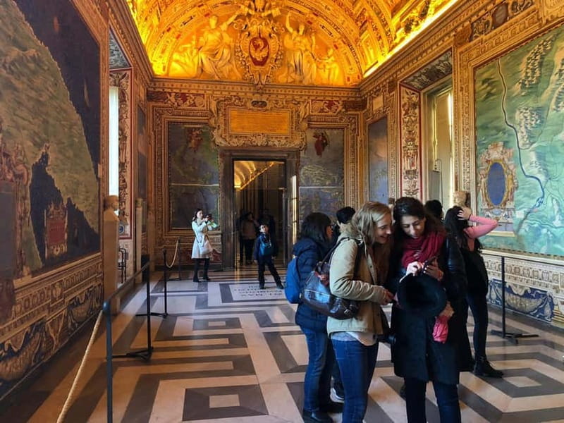 Vatican: Museums First-Access Small-Group Tour with Guide - Giuly’s Café meeting point: a simple plan for a smooth start