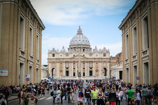 Vatican Museums guided tour 2 or 3 hours - Optional 3-hour upgrade: skip the line at St. Peter’s Basilica