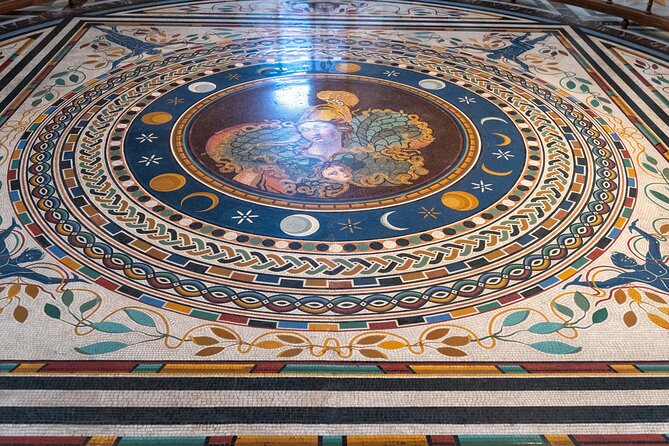Vatican Museums, Sistine Chapel and St. Peter's Basilica Tour - Headsets, Group Size, and Why Some Guides Work Better