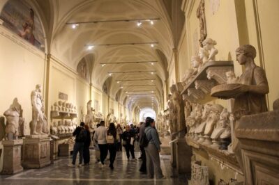 Vatican Museums, Sistine Chapel and St. Peter's Guided Tour - Meeting at Inside Out Italy: Find Via Sebastiano Veniero 74 Fast