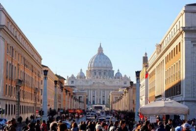 Vatican Museums Sistine Chapel and St. Peter's with pick up - Vatican Museums: fast-track entry plus guided “what to look at”