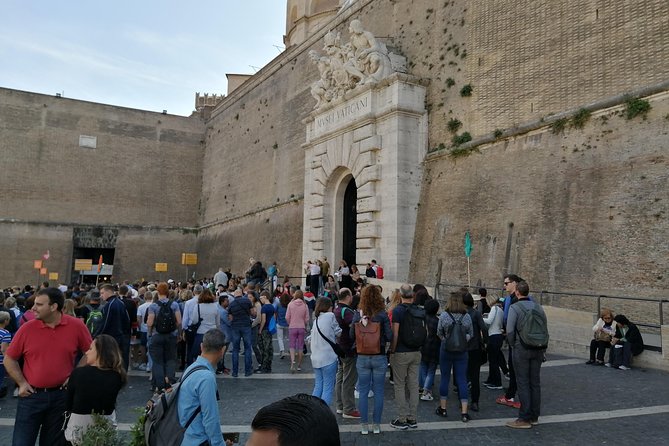 Vatican museum's & Sistine Chapel Reserved Entrance - Should You Book This Vatican Museums and Sistine Chapel Reserved Entrance?