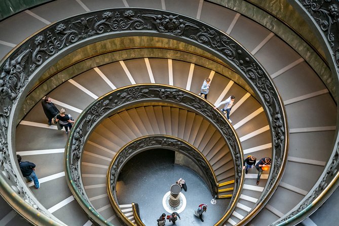 Vatican Museums, Sistine Chapel & St.Peter Basilica Private Tour - Dress Code, Crowds, and Last-Minute Closures (What You Can Actually Do)