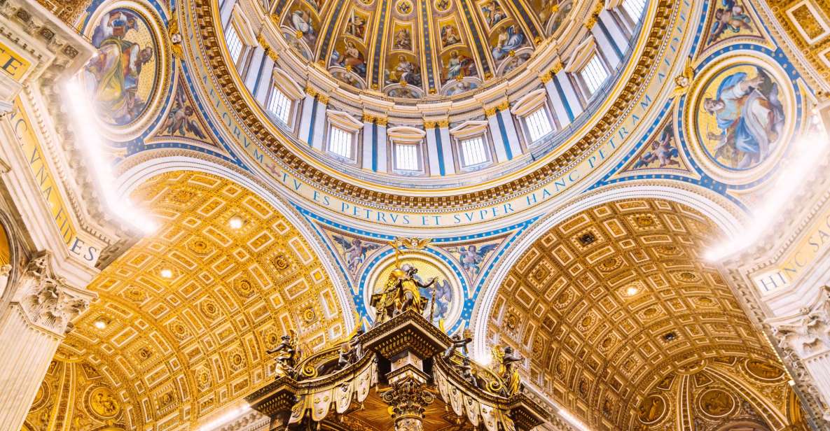 Vatican Museums, Sistine Chapel & St. Peter's Square Tour - St. Peter’s Square: Bernini’s curve and Michelangelo’s dome in real time