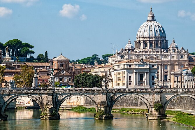 Vatican Museums & Sistine Chapel with Guided Tour Options - Vatican Museums Route: Tapestries, Maps, Candelabras, and the Pinecone Courtyard