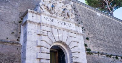Vatican Museums, Sistine Skip-the-Line Ticket with Breakfast - Check-in at Touristation Vaticano: voucher exchange and being early