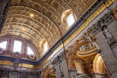 Vatican private tour –Museums and Sistine Chapel with Raphael rooms - Entering the Vatican Museums: Time Well Spent in a Big Place
