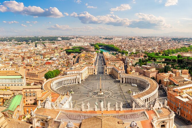 Vatican Semi Private Tour with Access to Museums & Sistine Chapel - Guided tour vs phone audio: which option fits your style?