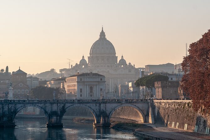 Vatican Semi Private Tour with Access to Museums & Sistine Chapel - Sistine Chapel: Michelangelo’s vault plus the pressure of 30 minutes