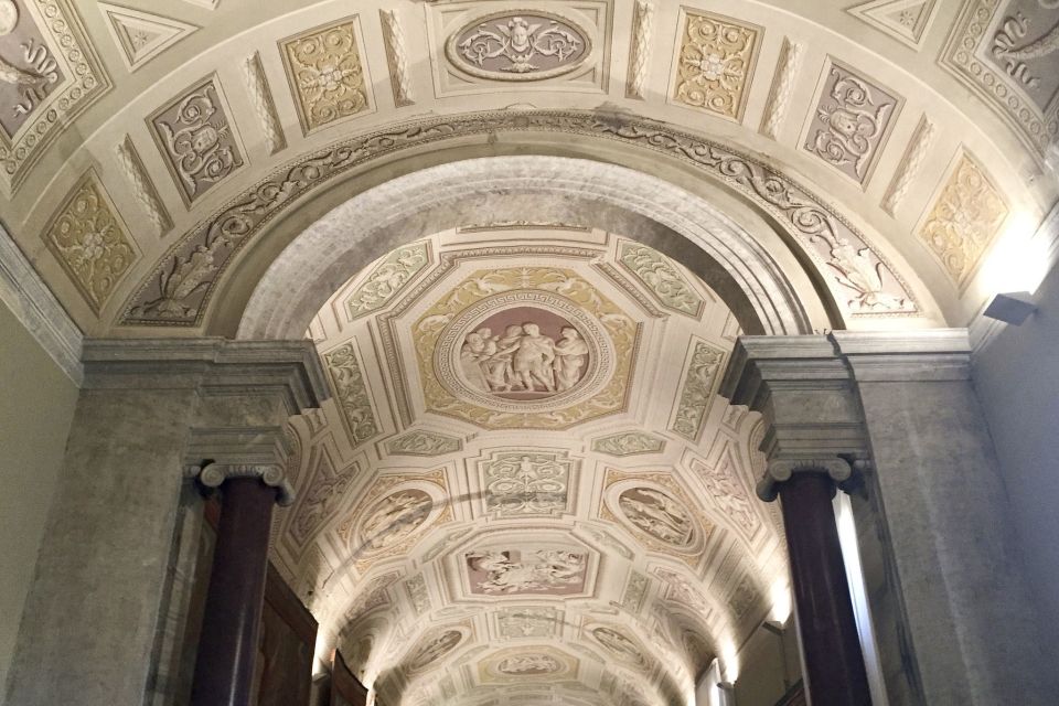 Vatican: Sistine Chapel and Vatican Museums Small Group Tour - Key things that make this tour worth your time