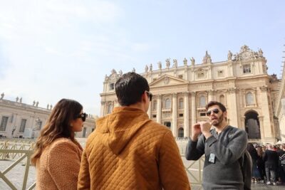 Vatican: St. Peter’s Basilica, Dome & Tombs Reserved Entry & Tour - St. Peter’s Square to the Basilica: Getting the Big Picture