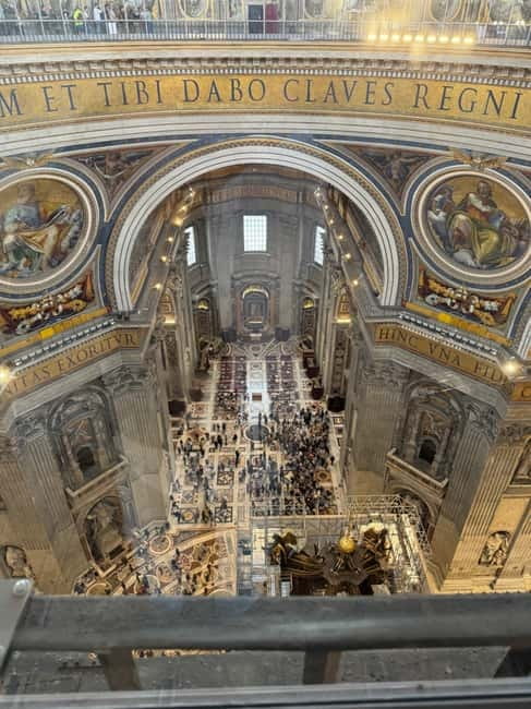 Vatican: St. Peter’s Basilica & Papal Tombs Tour - Constantine’s 4th-century traces: why these ruins matter