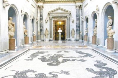 Vatican Tickets & Tour including Sistine Chapel & Raphael Rooms - Raphael Rooms in 30 minutes: the pope’s private apartments, explained