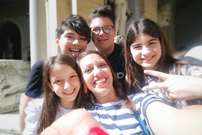 Vatican Tour for Kids & Families in Rome with local guide Alessandra - Meeting at Caffè Vaticano and getting inside fast