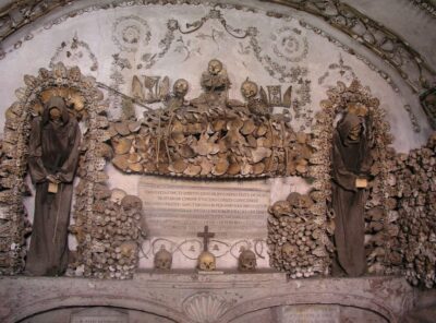 Vatican tour : Holy Jubilee Doors and Tomb of Pope Francis - What You’ll See: Papal Basilicas and the Tomb of Pope Francis