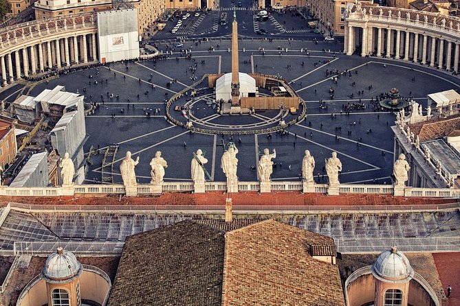 Vatican Tour: Museums, Raphael Rooms & Sistine Chapel - Sistine Chapel Finale: The 30 Minutes That Matter