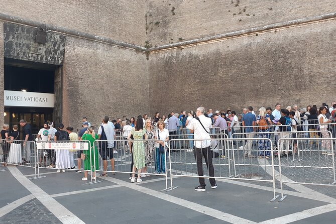 Vatican: Vatican Museum & Sistine Chapel Skip the line tickets. - Self-guided setup: host help, no guide, no audio