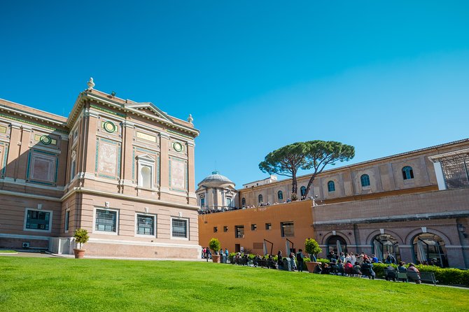 Vatican VIP Early Entrance 8:00 AM - Guide quality is the difference between great and frustrating