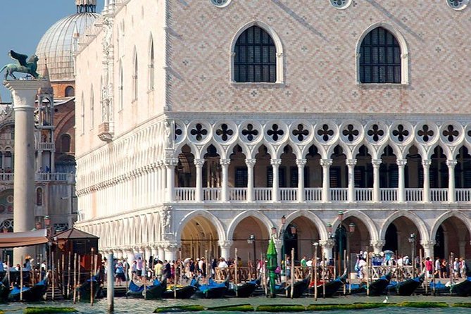 Venice Day Trip from Rome by High-Speed Train with Happy Hour - Bridge of Sighs: romance photos in a tight time window