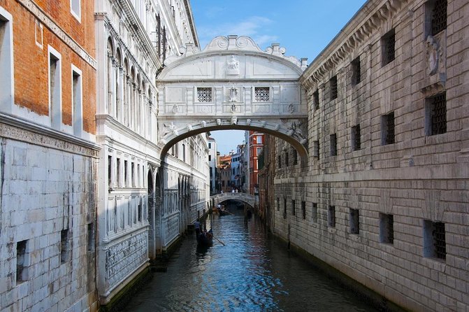 Venice LUXURY Private Day Tour with Gondola ride - from Rome - Key points to know before you go