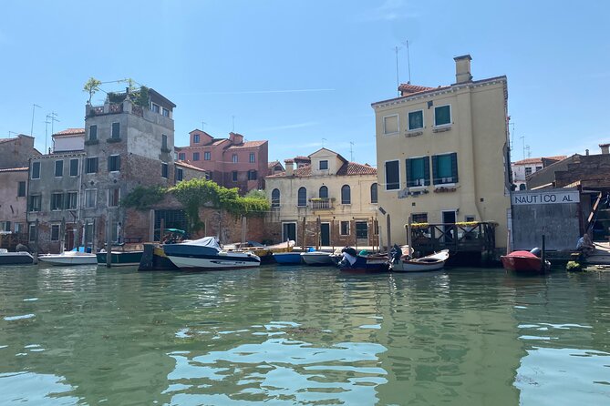 Venice LUXURY Private Day Tour with Gondola ride - from Rome - Burano: lace roots, bright houses, and free time that actually helps