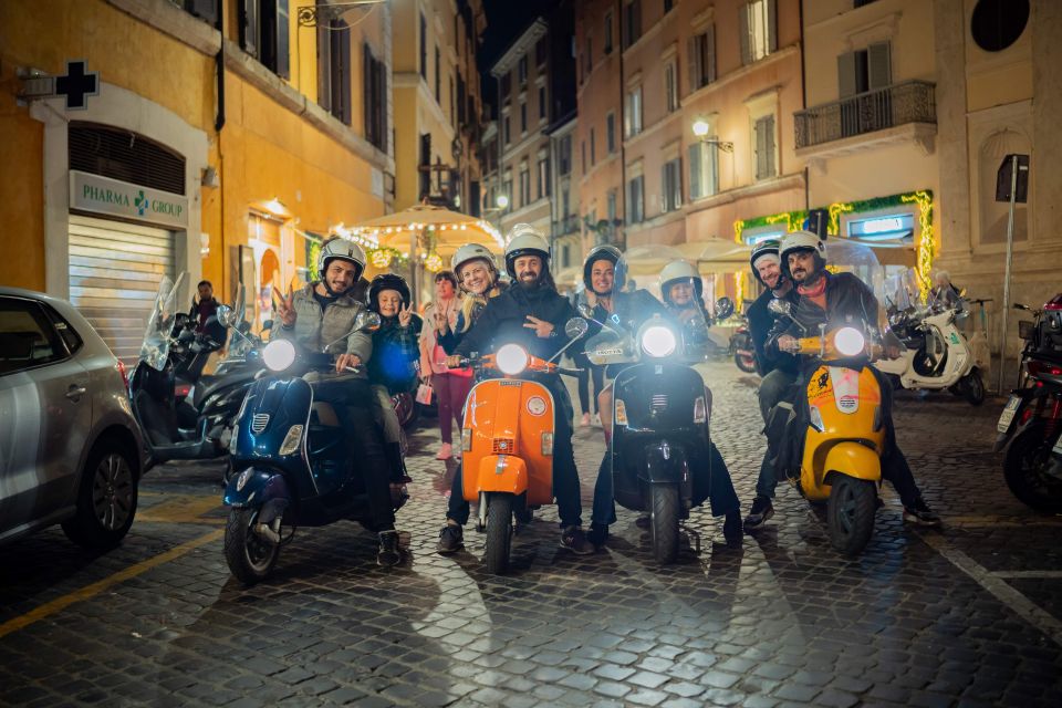 Vespa scooter tour in Rome with Pro-Photographer - What the photography package includes (and when it’s best value)